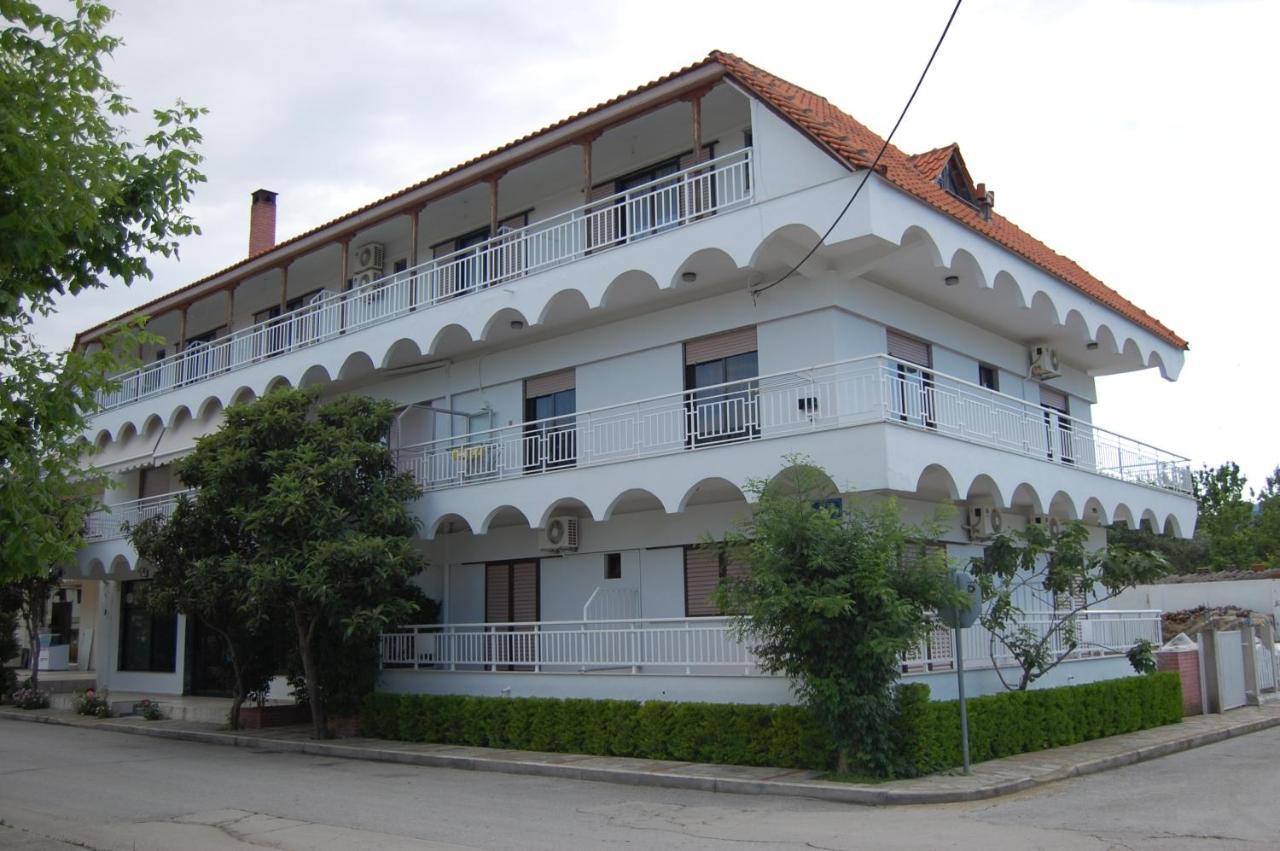 Giorgos Apartments Square Неа-Врасна Екстер'єр фото