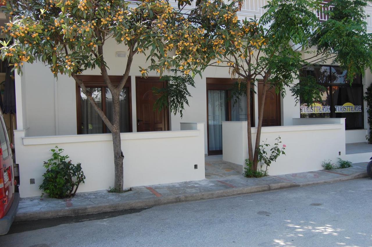 Giorgos Apartments Square Неа-Врасна Екстер'єр фото
