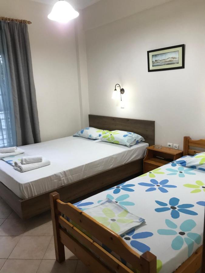 Giorgos Apartments Square Неа-Врасна Екстер'єр фото