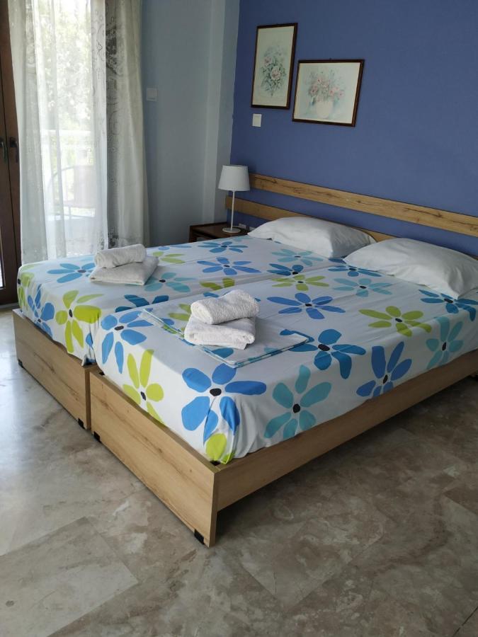 Giorgos Apartments Square Неа-Врасна Екстер'єр фото